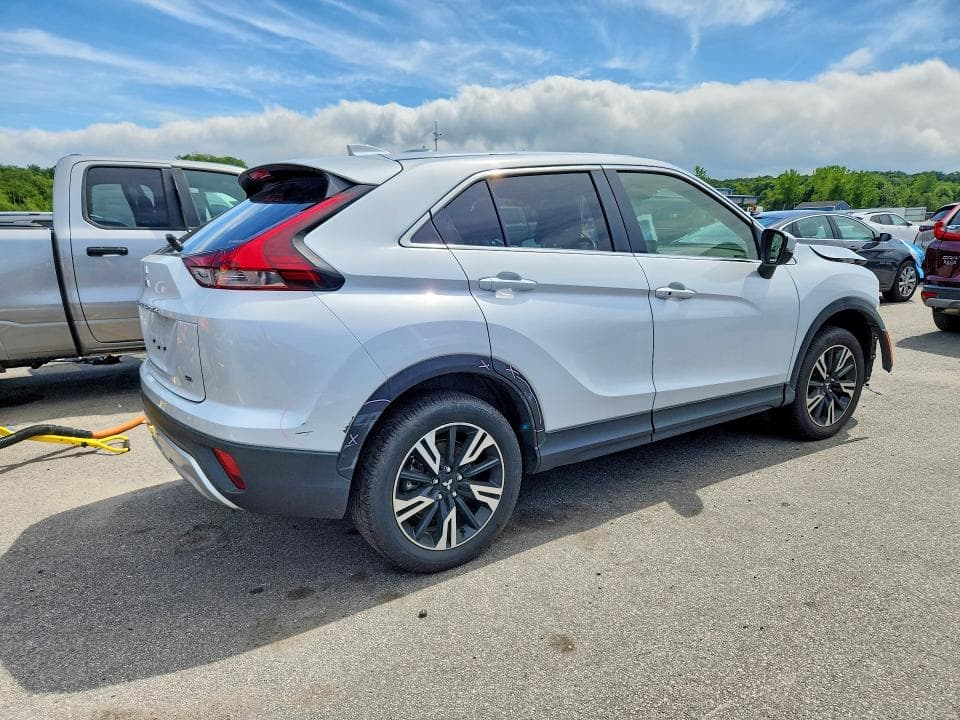 2025 MITSUBISHI ECLIPSE CROSS SE 3