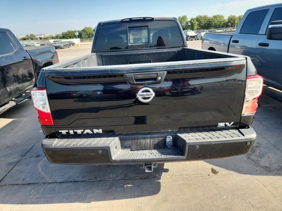 2018 NISSAN TITAN SV 6