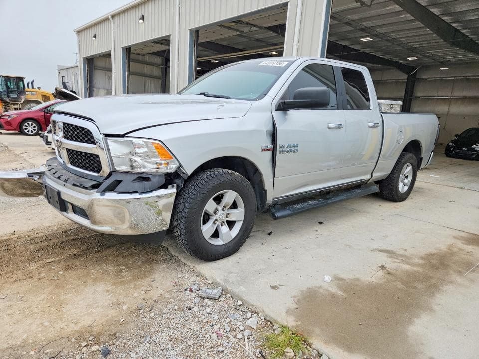2017 RAM 1500 SLT - 1