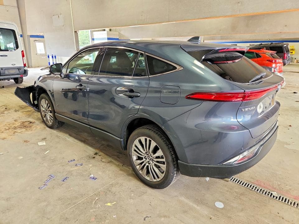 2021 TOYOTA VENZA LIMITED 2