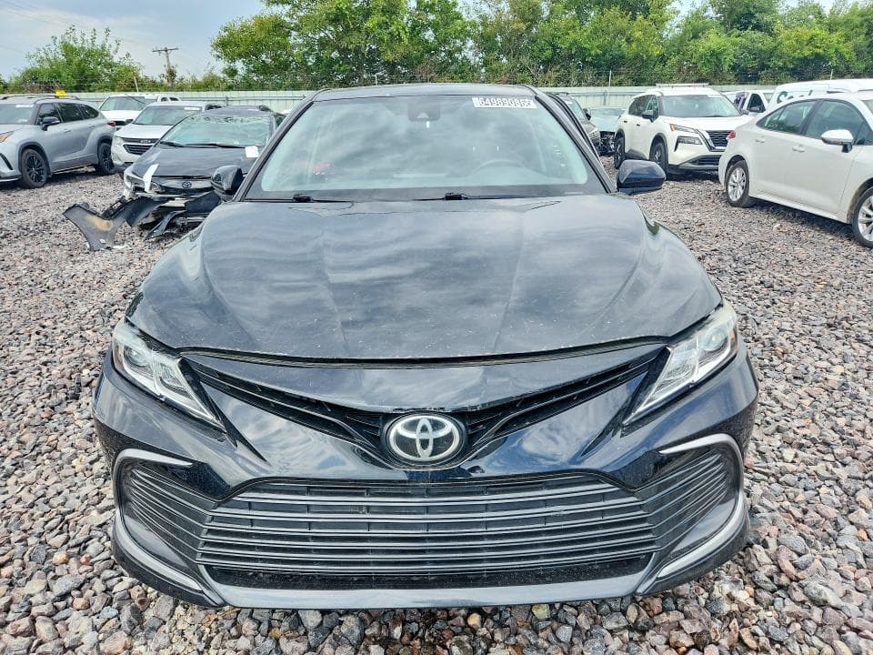 2021 TOYOTA CAMRY LE 5