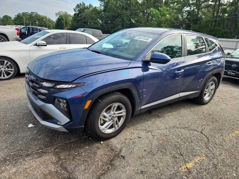 2025 HYUNDAI TUCSON SE