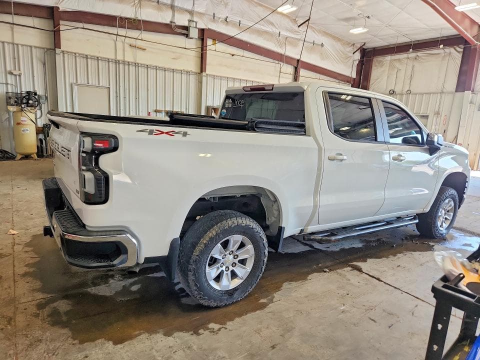 2020 CHEVROLET SILVERADO K1500 LT 3
