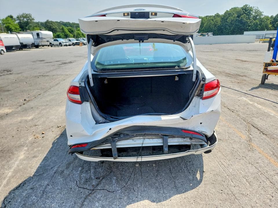 2017 FORD FUSION SE 6