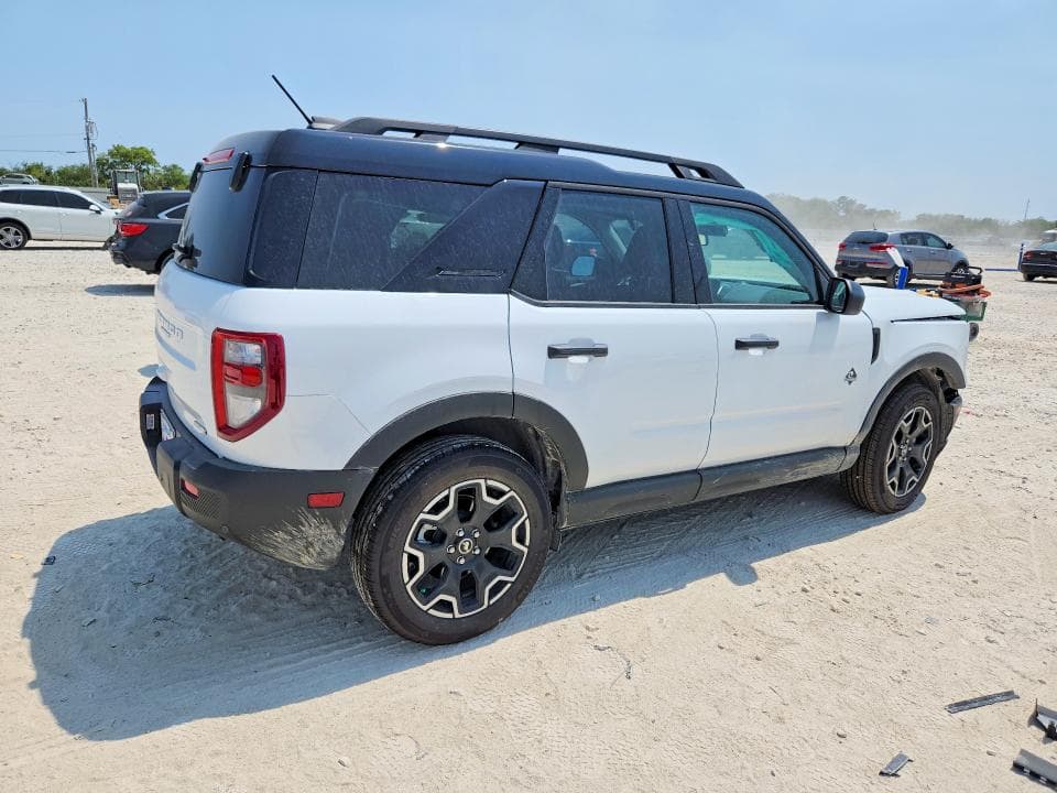 2026 FORD BRONCO SPORT OUTER BANKS 3