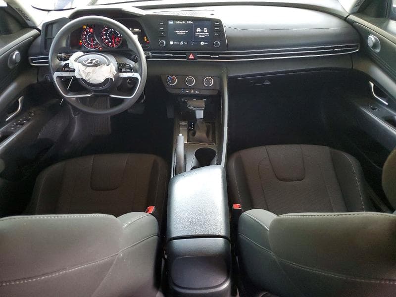 2023 HYUNDAI ELANTRA SE 8