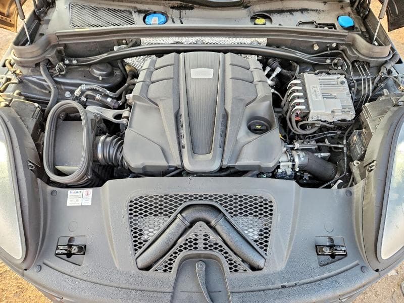 2019 PORSCHE MACAN S 12