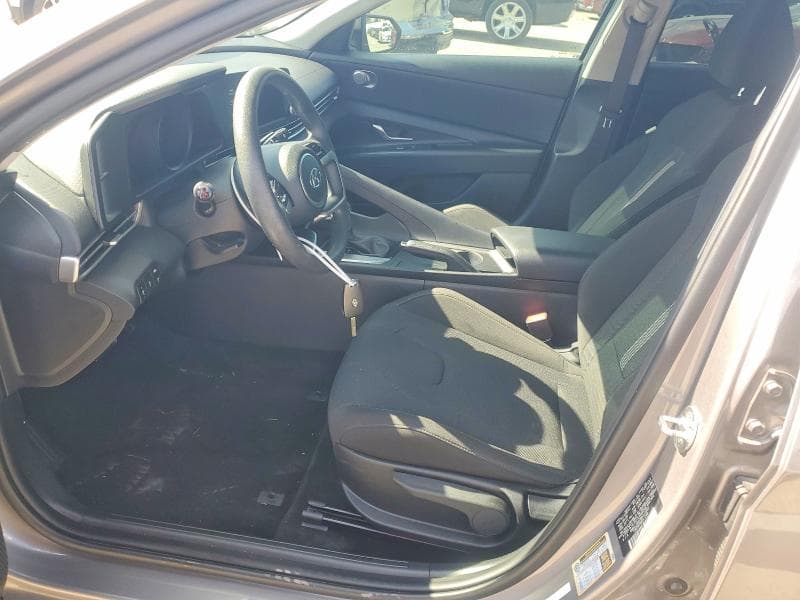 2021 HYUNDAI ELANTRA SE 7