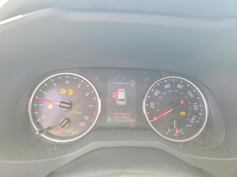 2019 TOYOTA RAV4 XLE PREMIUM 9