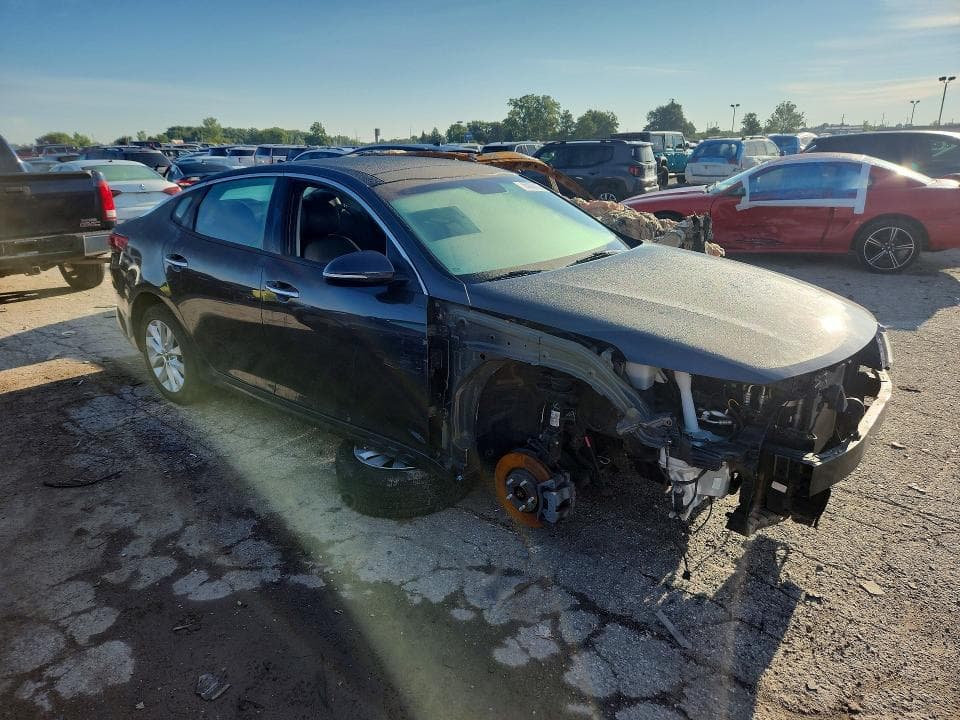 2018 KIA OPTIMA S 4