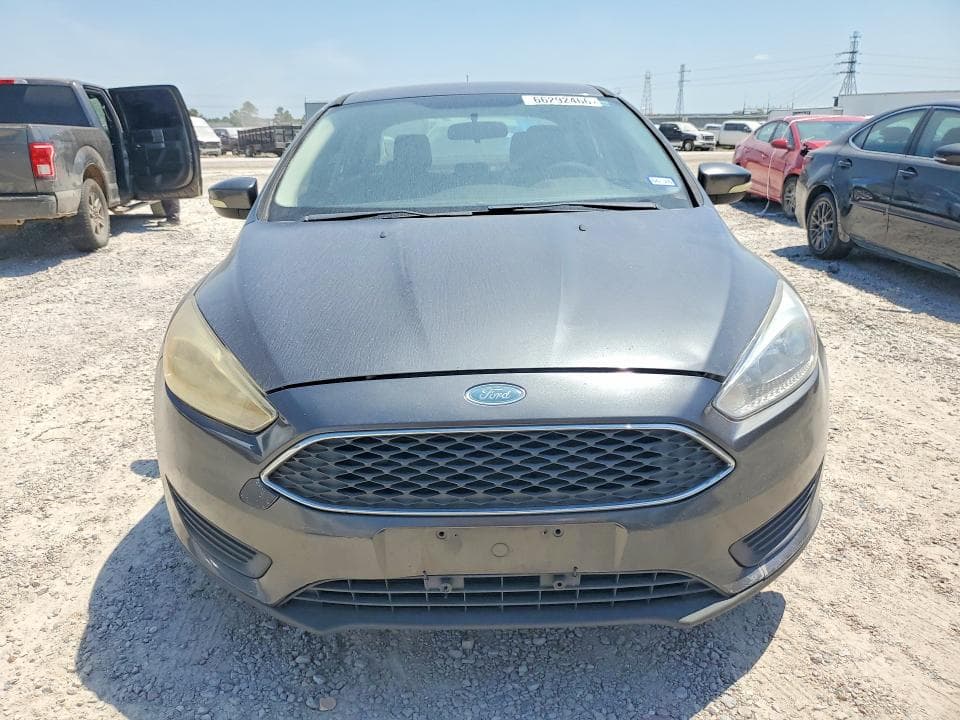 2017 FORD FOCUS SE 5