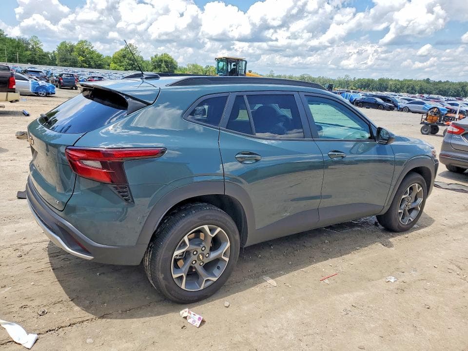 2025 CHEVROLET TRAX 1LT 3