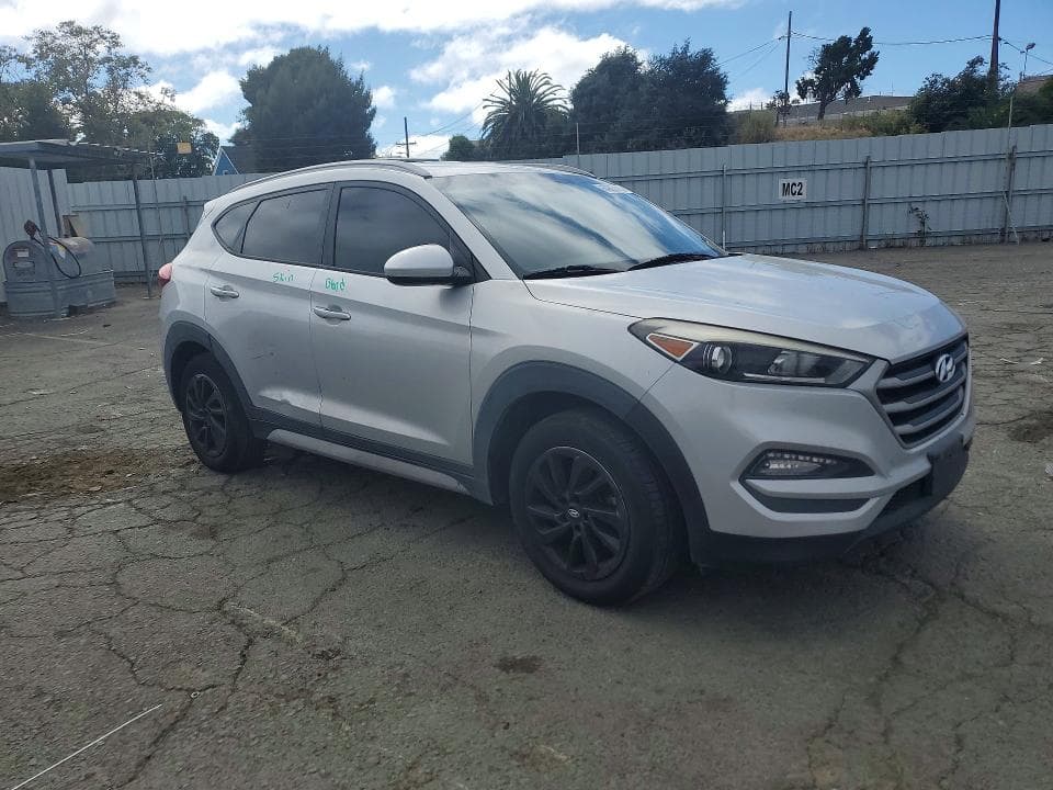 2018 HYUNDAI TUCSON SEL 4