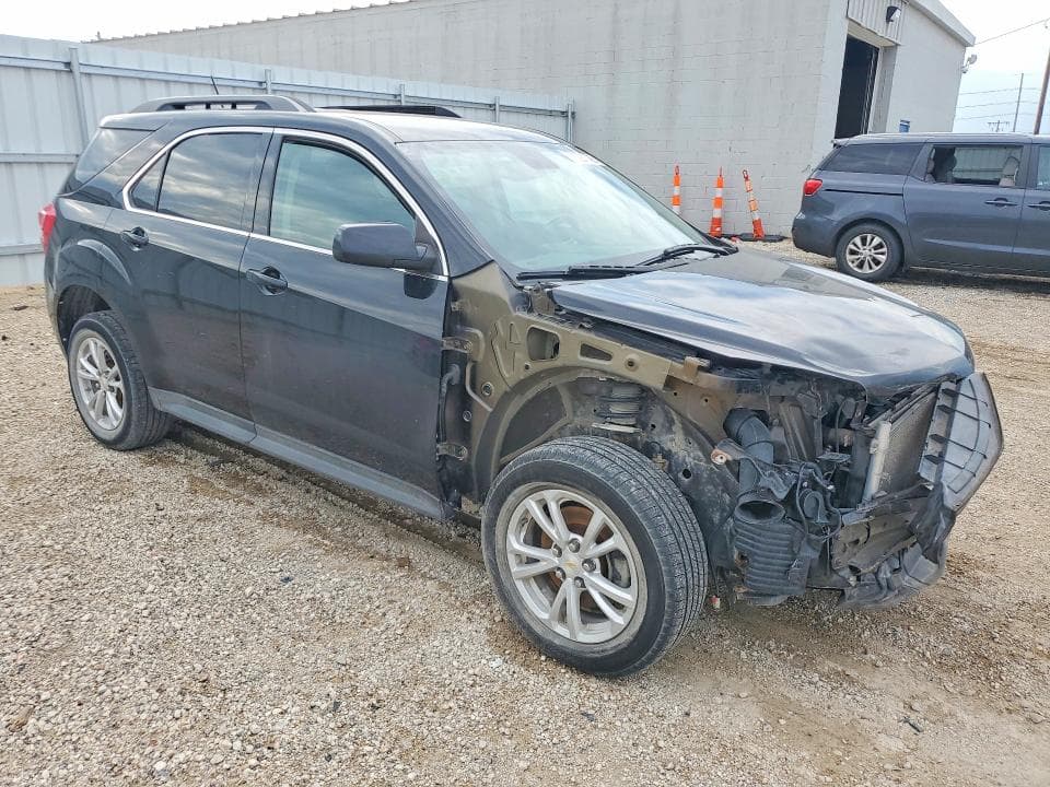 2017 CHEVROLET EQUINOX LT 4