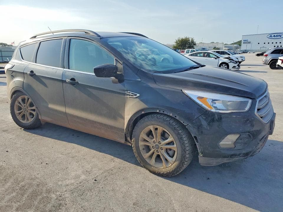 2018 FORD ESCAPE SE 4