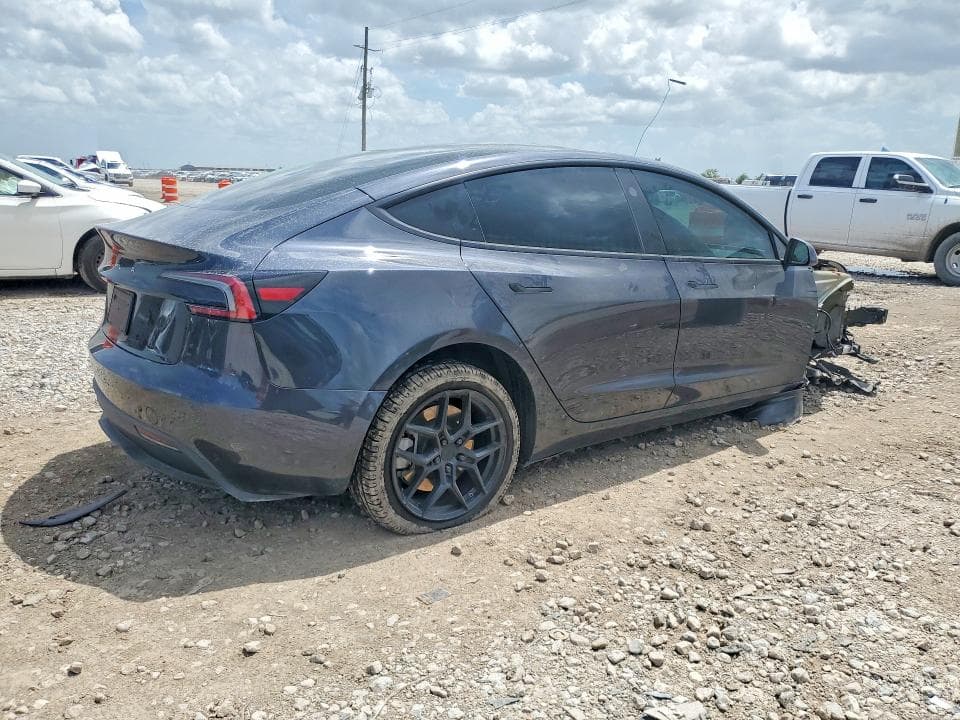 2024 TESLA MODEL 3 3