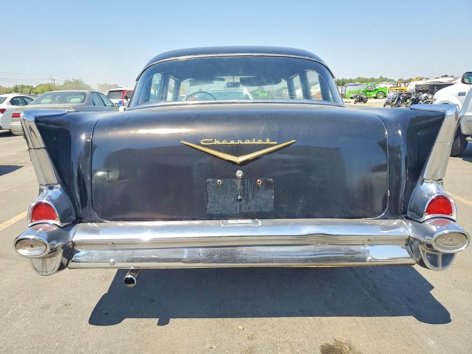 1957 CHEVROLET BEL AIR 6