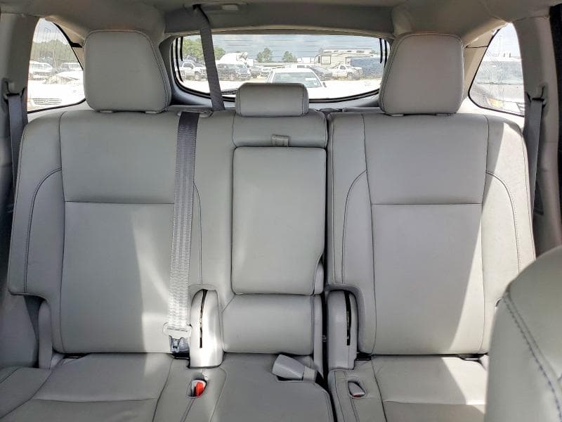2018 TOYOTA HIGHLANDER XLE 10