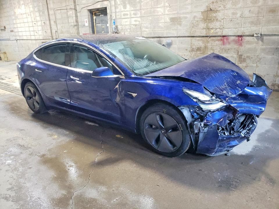 2018 TESLA MODEL 3 4