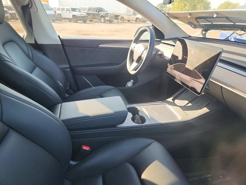 2024 TESLA MODEL Y 7