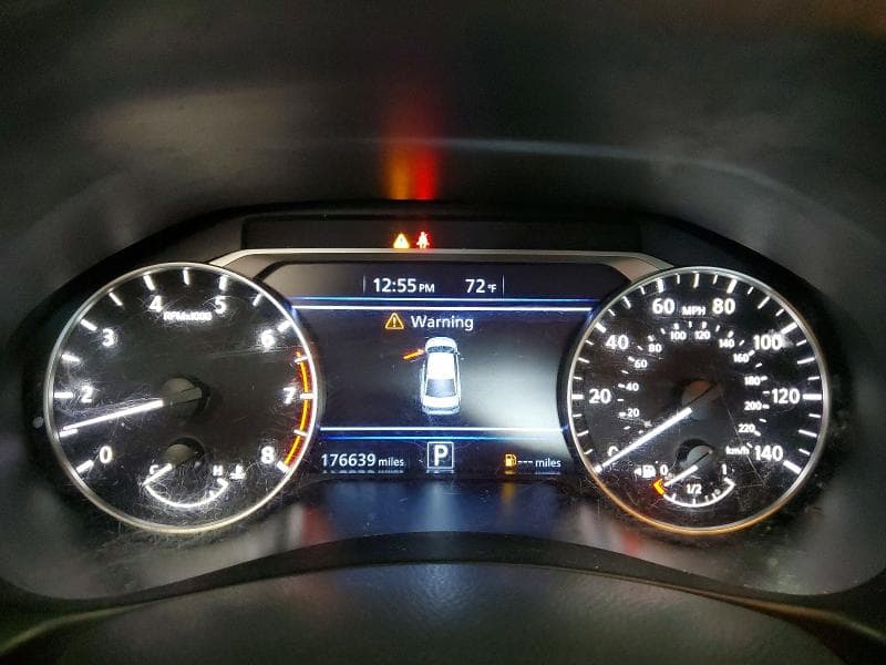 2021 NISSAN ALTIMA SR 9