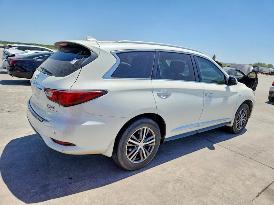 2017 INFINITI QX60 BASE 3