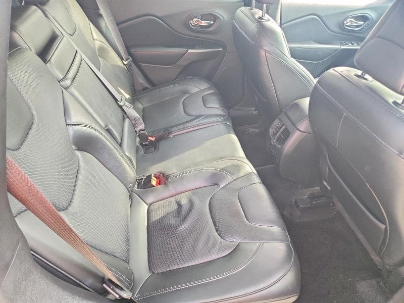 2019 JEEP CHEROKEE LIMITED 10