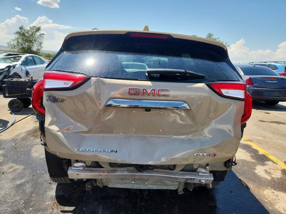 2022 GMC TERRAIN AT4 6