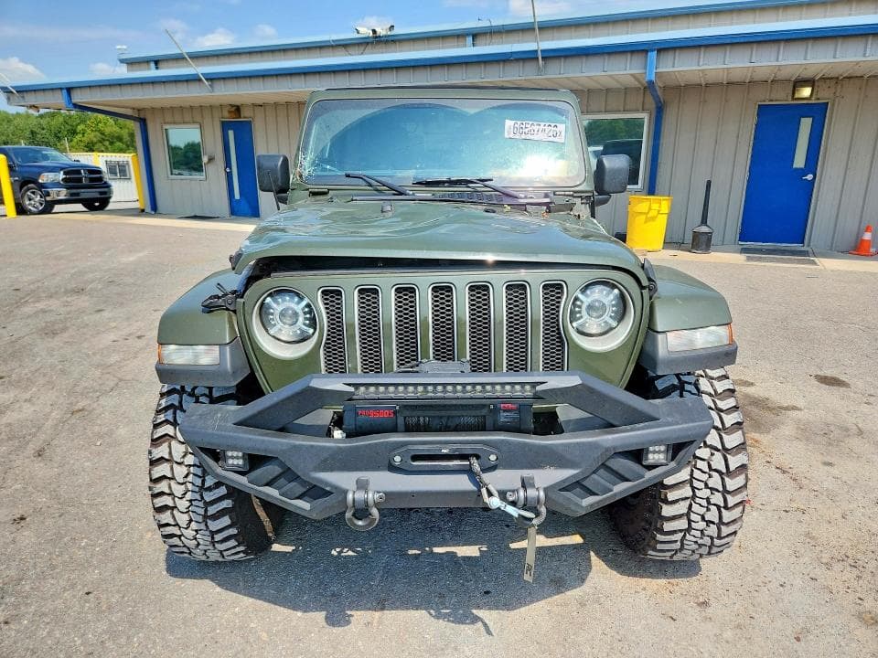 2020 JEEP WRANGLER UNLIMITED SAHARA 5