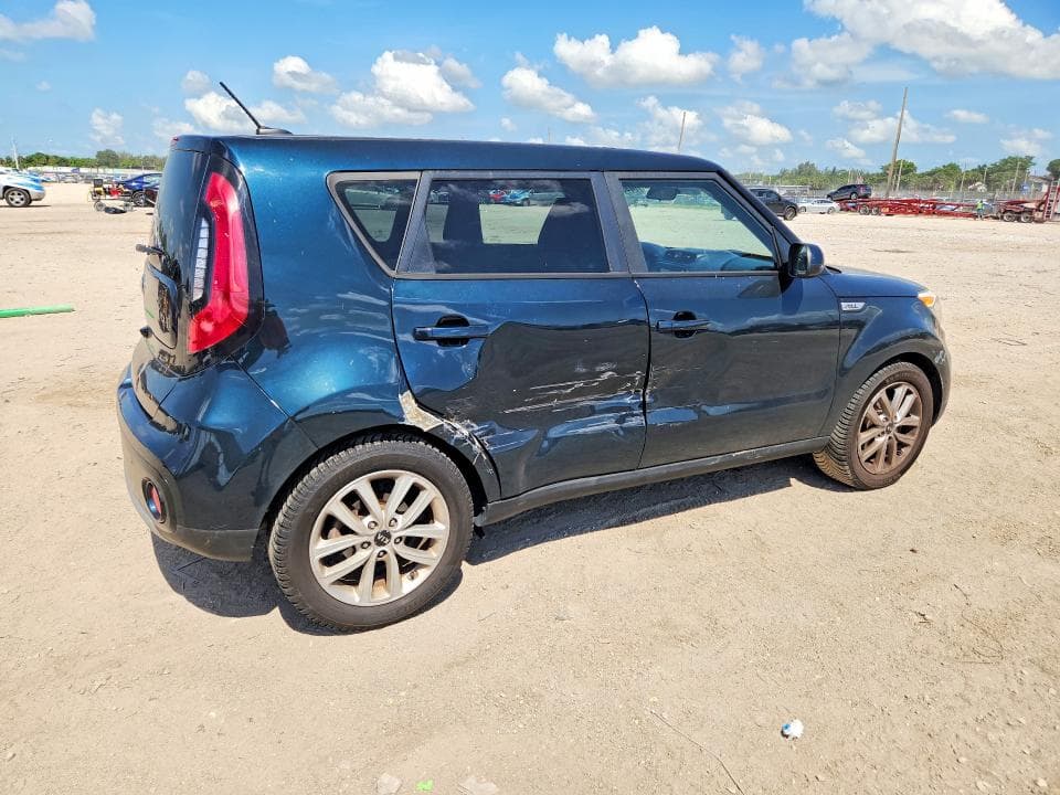 2017 KIA SOUL + 3