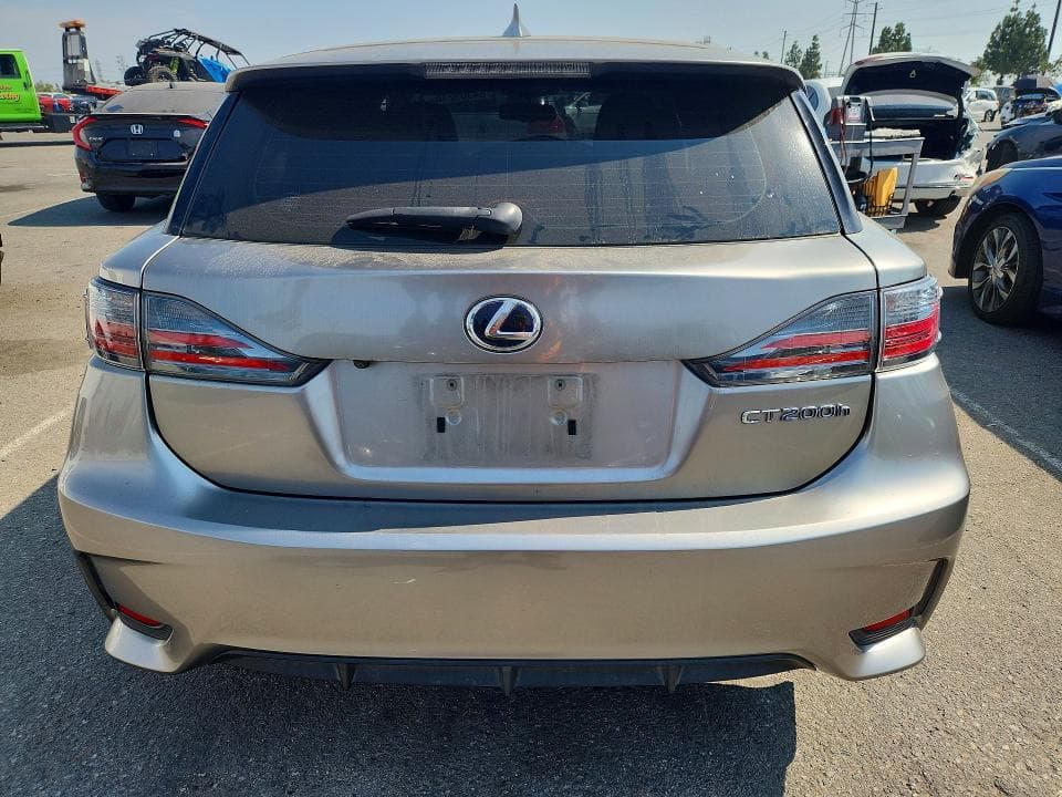2017 LEXUS CT 200 6