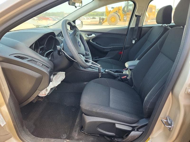 2017 FORD FOCUS SE 7