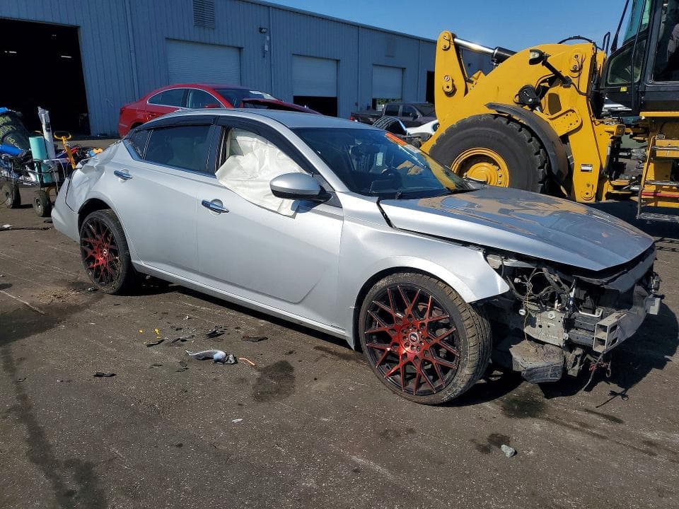 2019 NISSAN ALTIMA S 4