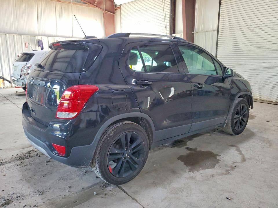 2020 CHEVROLET TRAX 1LT 3