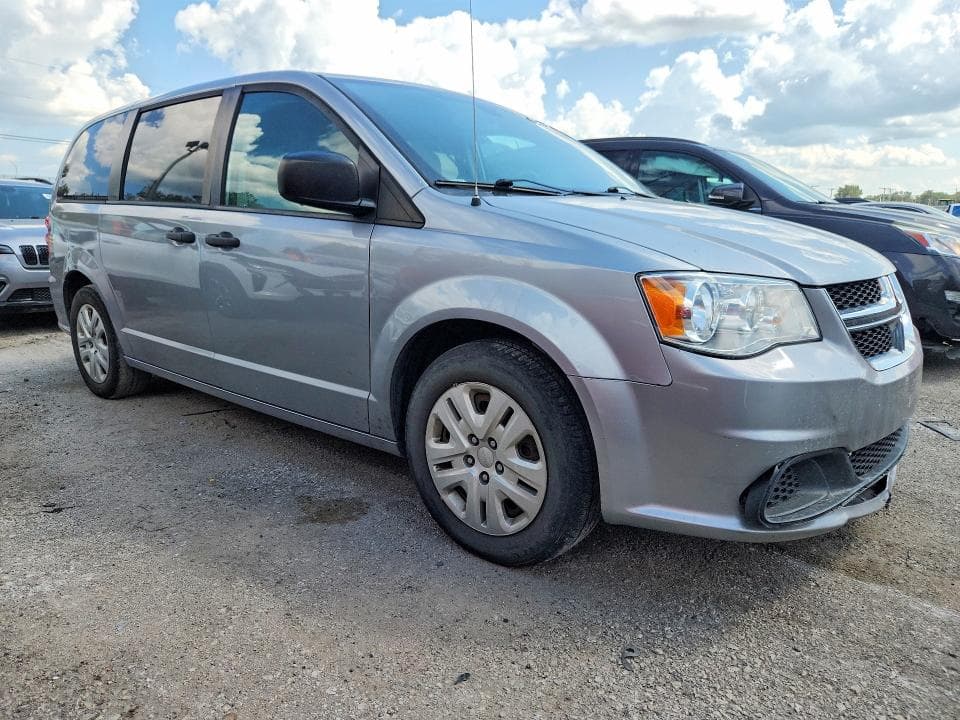 2019 DODGE GRAND CARAVAN SE 4