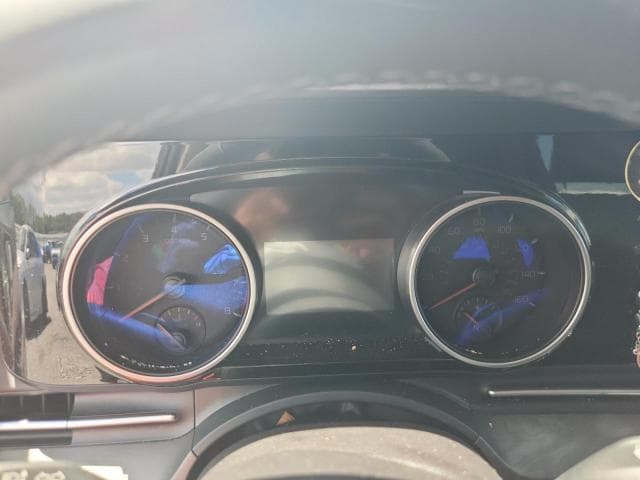 2024 KIA CARNIVAL EX 9
