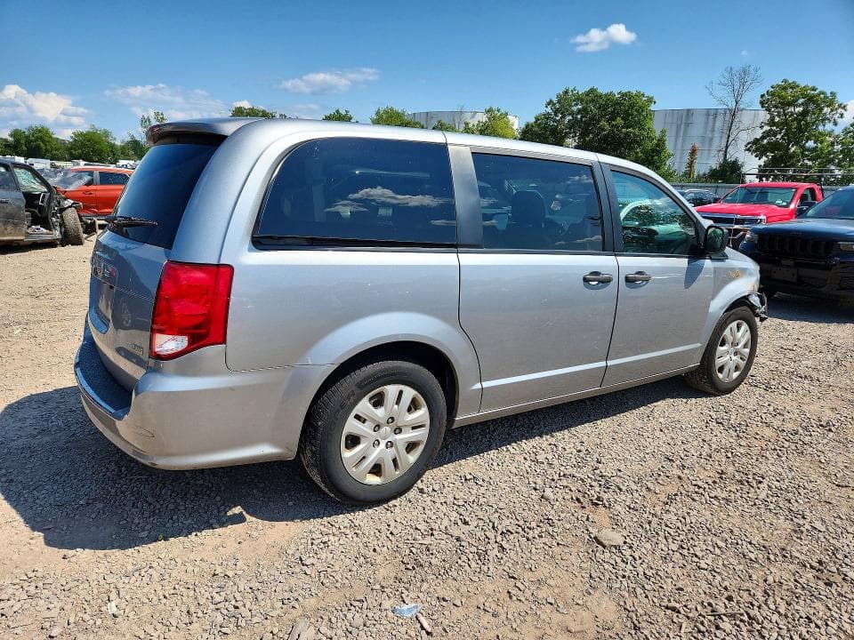 2019 DODGE GRAND CARAVAN SE 3