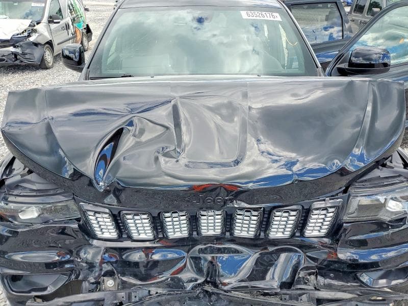 2019 JEEP GRAND CHEROKEE LAREDO 12