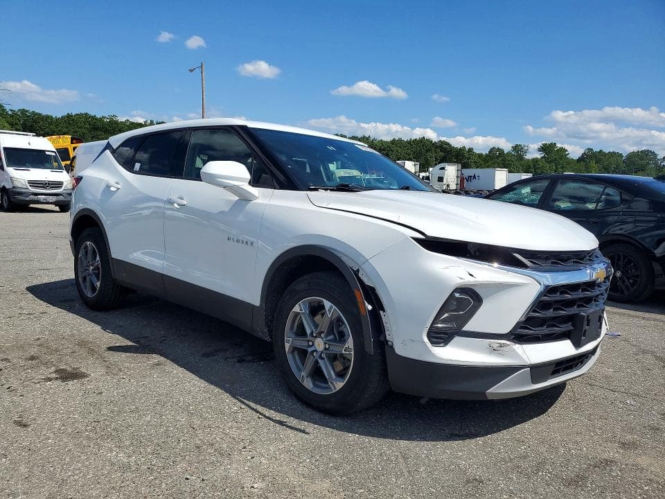 2023 CHEVROLET BLAZER 2LT 4