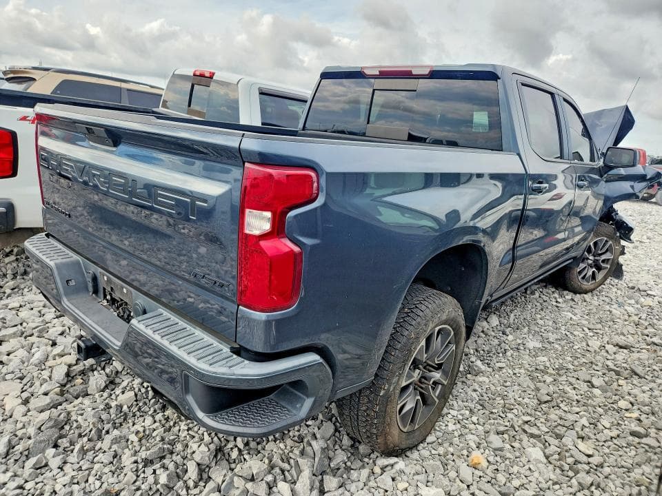 2021 CHEVROLET SILVERADO K1500 RST 3