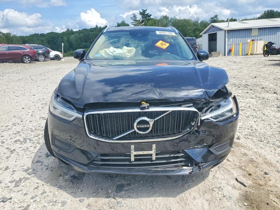 2021 VOLVO XC60 T5 MOMENTUM 5