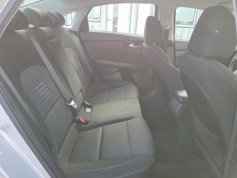 2019 KIA FORTE S 10