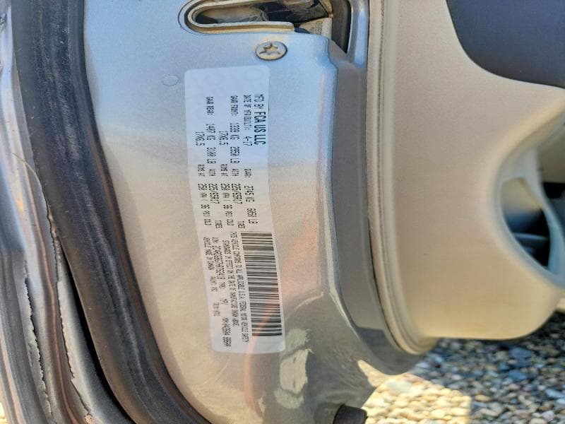 2017 DODGE GRAND CARAVAN SE 13