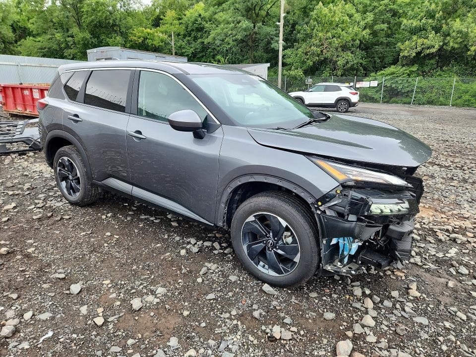2026 NISSAN ROGUE SV 4