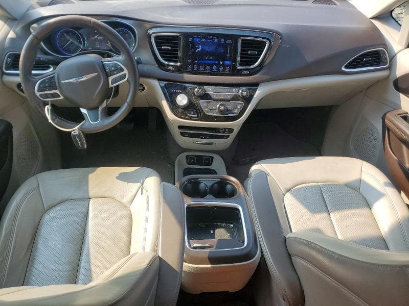 2017 CHRYSLER PACIFICA TOURING L PLUS 8