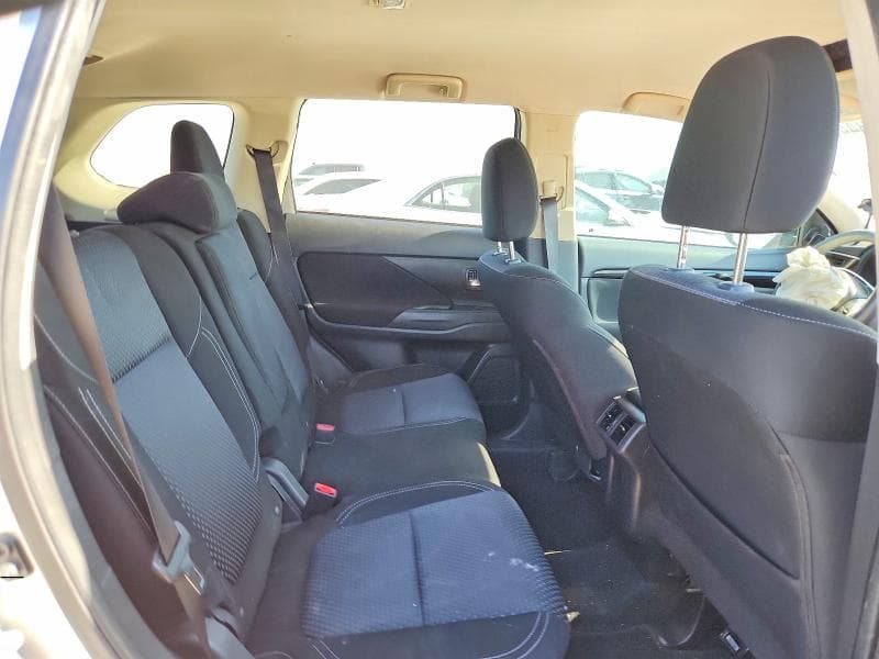2020 MITSUBISHI OUTLANDER ES 10