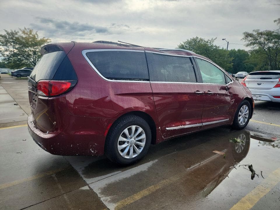2018 CHRYSLER PACIFICA TOURING L 3