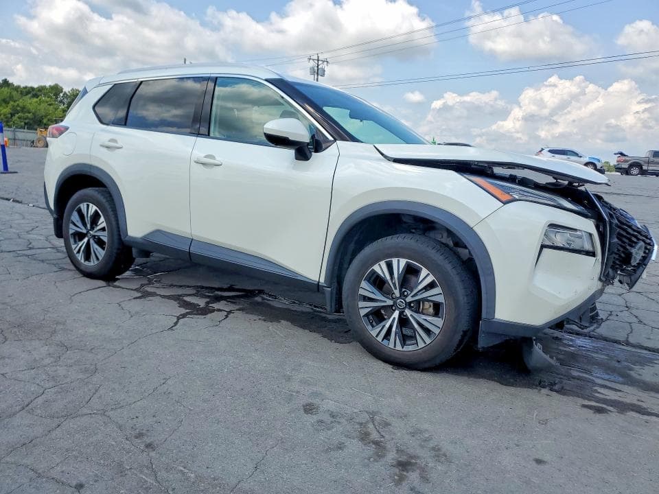 2021 NISSAN ROGUE SV 4