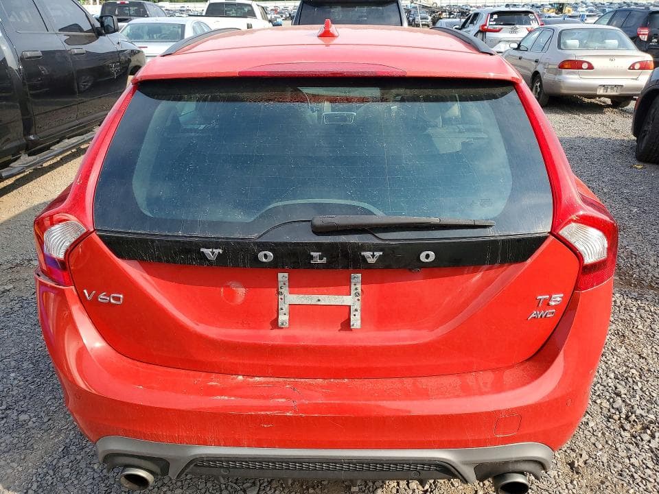 2018 VOLVO V60 T5 DYNAMIC 6
