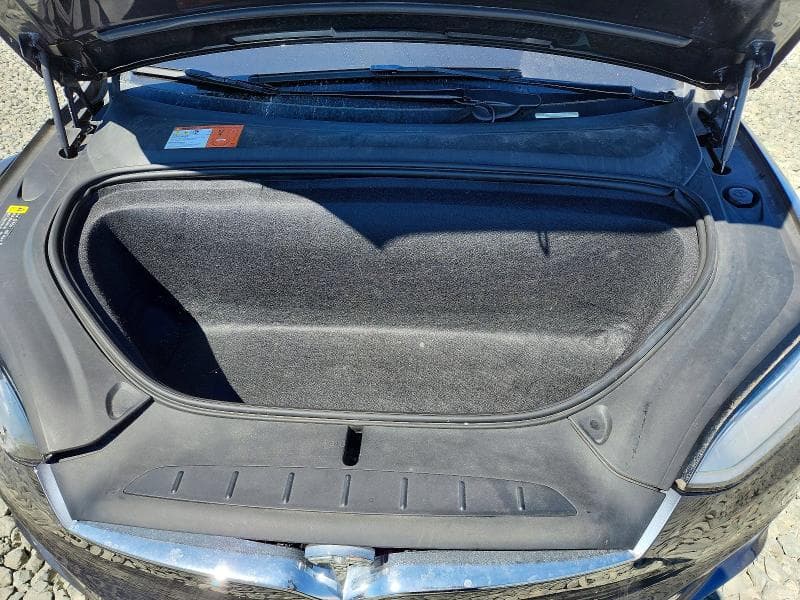 2018 TESLA MODEL X 12